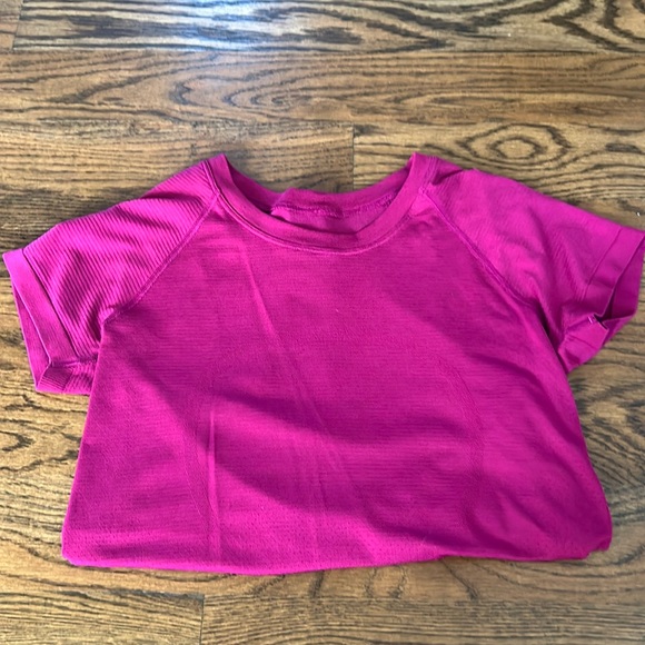 Swiftly Tech 2.0 in Raspberry - Picture 1 of 3